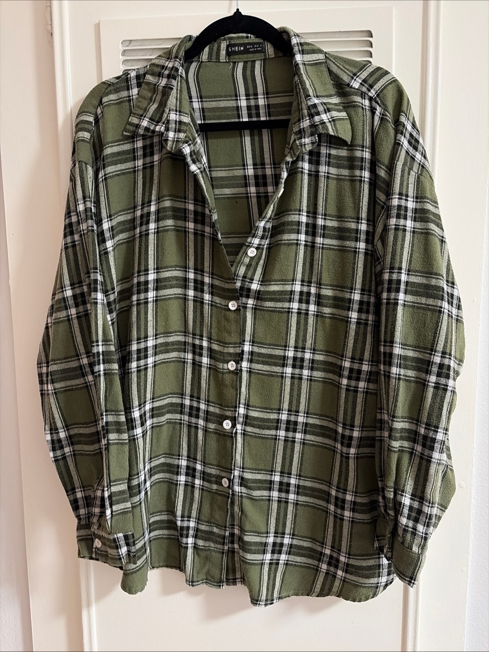 SHEIN Women’s XL Green Plaid Button-Down Shirt Flannel Top Collar Long Sleeve